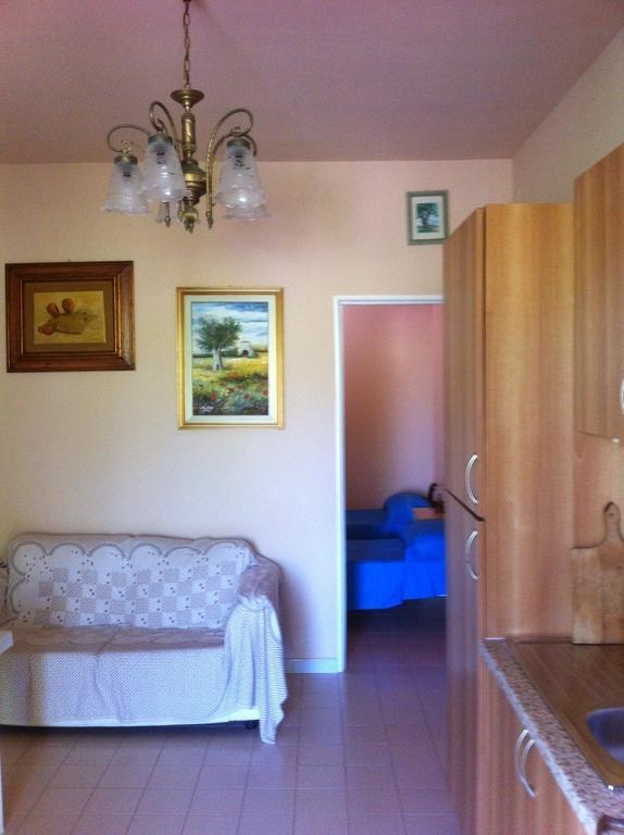 Casa A Villaggio Paradiso سانتا سيزاريا تيرمي الغرفة الصورة